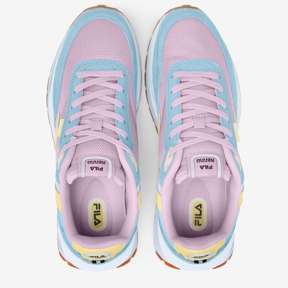 Women's Renno Fila Shoes - Picture 2 of 9